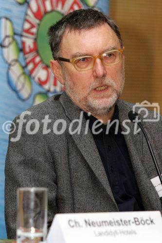 (C) fotodienst/Anna Rauchenberger - Wien - 11.01.2007 - Podiumsdiskussion zum Thema 'Gemeinsamkeiten erkennen, Synergien nutzen'. FOTO: Wolfgang J. Kraus (Wien Tourismus, stv. Dir.).