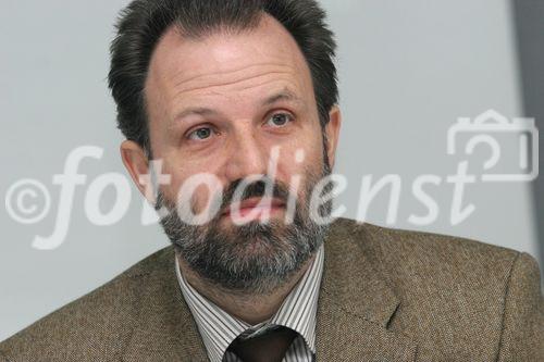 (C) fotodienst/Anna Rauchenberger - Wien 09.01.2007  - Unternehmen feiert 20-Jahr-Jubiläum mit gutem Geschäftsergebnis. FOTO: Prok. Ing. Hans Wildauer (Leiter Geschäftsfeld IT-Dienstleistungen).