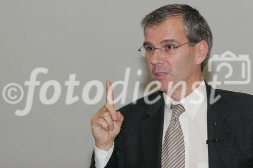 (C) fotodienst/Anna Rauchenberger - Wien 02.11.2006 - EuroBioFund - Eine strategische Initiative für Biowissenschaften der European Science Foundation (ESF). FOTO: Dr. Wouter Speck (Direktor EuroBioFund, Straßburg).