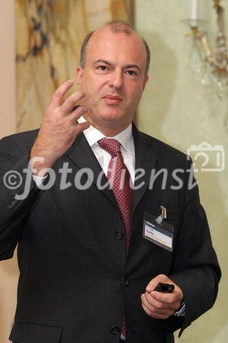 (C) fotodienst/Anna Rauchenberger - Wien 19.10.2006  - Krankenhäuser zwischen Spar- und Investitionszwang: Roland Berger zeigt Wege zum effizienten Spital auf. FOTO: Dr. Joachim Kartte (Leiter des Competence Centers Gesundheitswesen von Roland Berger Strategy Consultants).