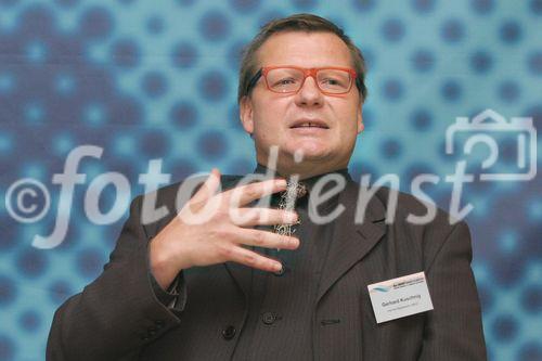 (C) fotodienst/Anna Rauchenberger - Wien 09.10.2006 - Länderübergreifende EU-Forschung zur Erhaltung wertvoller Trinkwassergebiete. FOTO: Dr. Gerhard Kuschnig (Koordinator KATER-Konferenz).