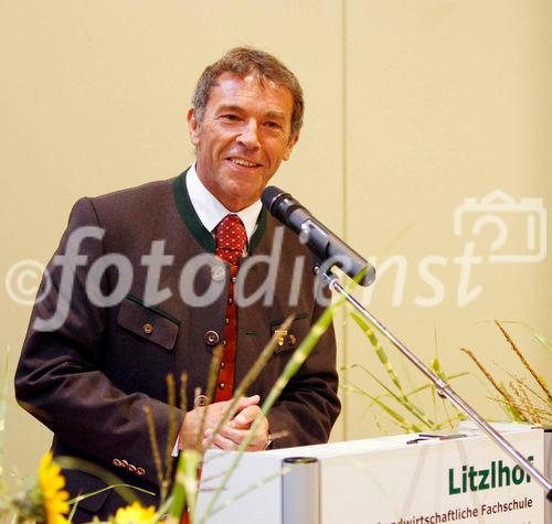 Eröffnung Landwirtschaftsschule Litzlhof.
Im Bild LH Dr. Jörg Haider