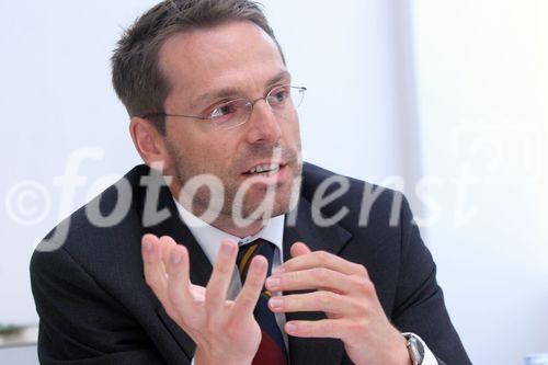 (C) fotodienst/Anna Rauchenberger - Wien 21.08.2006 - Der medienpolitische Forderungskatalog des VÖP 2006 wurde heute vorgestellt. FOTO: Mag. René Tritscher (Wirtschaftskammer Österreich, Fachverband der Telekommunikations- und Rundfunkunternehmungen).