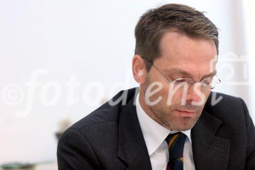 (C) fotodienst/Anna Rauchenberger - Wien 21.08.2006 - Der medienpolitische Forderungskatalog des VÖP 2006 wurde heute vorgestellt. FOTO: Mag. René Tritscher (Wirtschaftskammer Österreich, Fachverband der Telekommunikations- und Rundfunkunternehmungen).