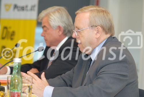 (c) Fotodienst / Gebhart - Österreichische Post mit starkem Halbjahresergebnis 2006 - Foto: Dr. Anton Wais (Generaldirektor, Vorstandsvorsitzender), Mag. Dr. Rudolf Jettmar (Generaldirektor-Stellvertreter).