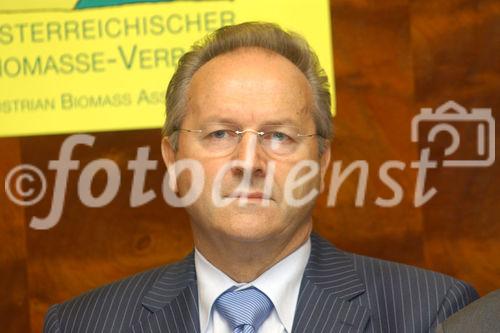 Die Landwirtschaftskammer Österreich sowie der Österreichische Biomasse-Verband präsentieren ein Markteinführungskonzept für einen neuen Treibstoff.  Foto : Dir.Ing.Mag.Helmut Miksits (Fachverband Gas Wärme, Wien Energie Gasnetz GmbH)