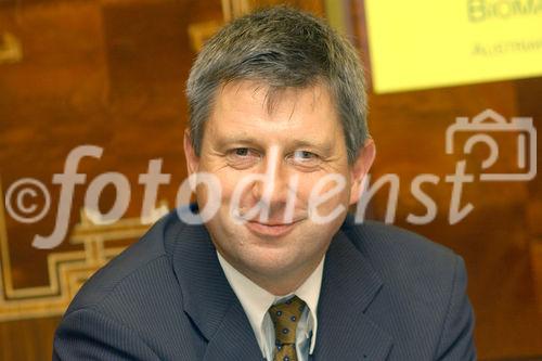 Die Landwirtschaftskammer Österreich sowie der Österreichische Biomasse-Verband präsentieren ein Markteinführungskonzept für einen neuen Treibstoff.  Foto : Dr. Peter Seidinger (OMV)