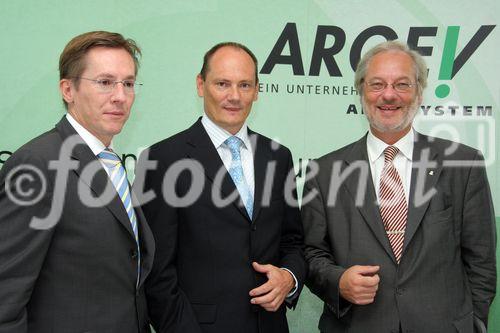 (C) fotodienst/Anna Rauchenberger - Wien 29.06.2006 - Die ARGEV ist 2005 weiter auf Erfolgskurs: Die Leichtverpackungssammlung wurde komplett umgestellt, die Sammelqualität ist auf bestem Niveau und höhere Zielvorgaben wurden erfüllt. FOTO v.l.: Dr. Christoph Scharff (Geschäftsführer der ARGEV), DI Alfred Matousek (Obmann ARGEV-Verein, REWE Austria), Dr. Franz Buchal (Geschäftsführer ARGEV).