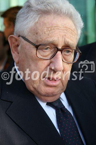 (C) fotodienst/Anna Rauchenberger - Wien 01.06.2006 - Vienna DC feiert 10-jähriges Jubiläum mit der Eröffnung des Tech Gate Towers und präsentiert erstmalig Wiens neue Skyline. FOTO: Dr. Henry Kissinger (Ex-US-Außenminister und Friedensnobelpreisträger).