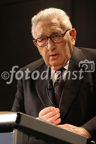 (C) fotodienst/Anna Rauchenberger - Wien 01.06.2006 - Vienna DC feiert 10-jähriges Jubiläum mit der Eröffnung des Tech Gate Towers und präsentiert erstmalig Wiens neue Skyline. FOTO: Dr. Henry Kissinger (Ex-US-Außenminister und Friedensnobelpreisträger).