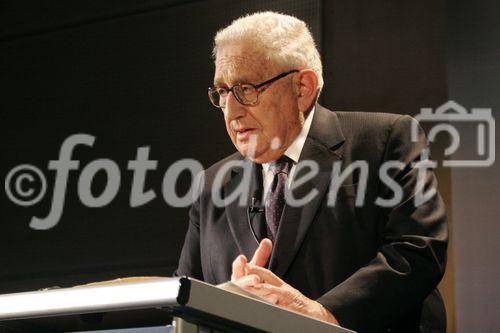 (C) fotodienst/Anna Rauchenberger - Wien 01.06.2006 - Vienna DC feiert 10-jähriges Jubiläum mit der Eröffnung des Tech Gate Towers und präsentiert erstmalig Wiens neue Skyline. FOTO: Dr. Henry Kissinger (Ex-US-Außenminister und Friedensnobelpreisträger).