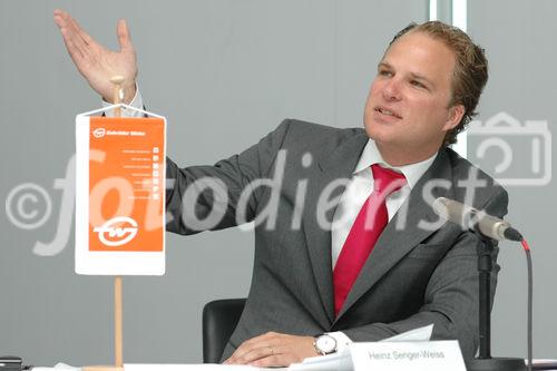 (c) Fotodienst/ Daniel K. Gebhart - Jahres-Pressekonferenz der Gebrüder Weiss GmbH - Foto: Heinz Senger-Weiss.