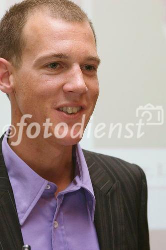 10. Schweizer Pressefoto Award 2006. Bild: Andreas Kuettel, Skispringer, BetandWin