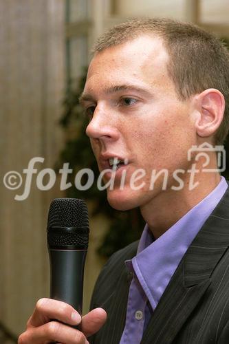 10. Schweizer Pressefoto Award 2006. Bild: Andreas Kuettel, Skispringer, BetandWin