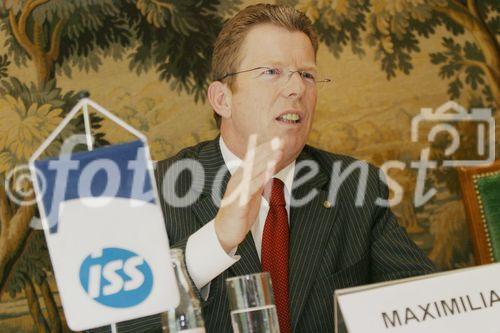 (C) fotodienst/Anna Rauchenberger - Wien 21.04.2006 -  ISS konnte 2005 den Jahresumsatz um mehr als 15% steigern. FOTO: Michael Maximilian (CEO ISS Facility Services GmbH).