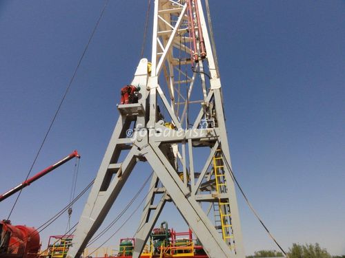 Anfang Juli 2011 schließt das österreich-australische Erdölexplorationsunternehmen ADX Energy seine Vorbereitungen zur geplanten Bohrung in Sidi Dhaher (Tunesien) ab. 