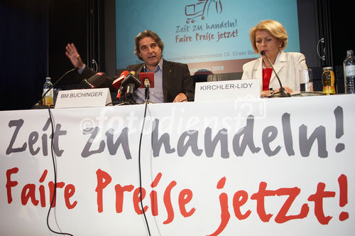 Zeit zu handeln - Faire Preise jetzt! Pressekonferenz von BM Buchinger FOTO v.li: Erwin Buchinger (Konsumentenschutzminister Österreich), Dr. Gisela Kirchler-Lidy (Pressesprecherin des Bundesministerium für Soziales und Konsumentenschutz) (C)fotodienst/Gudrun Krieger