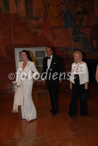 Alexandra Kauka mit Sterling Morton Hamill und Prinzessin Yvonne von Hessen -Galadinner American Friends