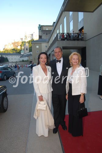 Alexandra Kauka mit Sterling Morton Hamill und Prinzessin Yvonne von Hessen -Galadinner American Friends