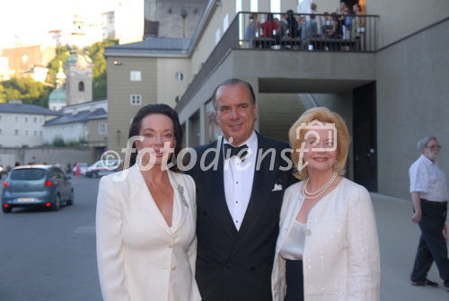 Alexandra Kauka mit Sterling Morton Hamill und Prinzessin Yvonne von Hessen -Galadinner American Friends