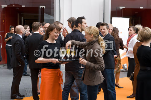 Studenten der FHTW luden zahlreiche Gäste zur Verleihung des Deutschen Preises für Wirtschaftskommunikation. Als Veranstaltungsort diente diesmal der Admiralspalast. (C)Fotodienst/Jan-Paul Kupser