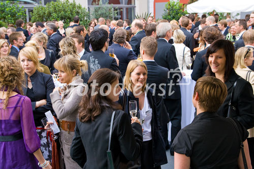 Studenten der FHTW luden zahlreiche Gäste zur Verleihung des Deutschen Preises für Wirtschaftskommunikation. Als Veranstaltungsort diente diesmal der Admiralspalast. (C)Fotodienst/Jan-Paul Kupser