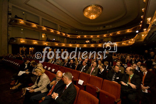 Studenten der FHTW luden zahlreiche Gäste zur Verleihung des Deutschen Preises für Wirtschaftskommunikation. Als Veranstaltungsort diente diesmal der Admiralspalast. (C)Fotodienst/Jan-Paul Kupser