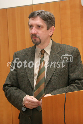 (C) Fotodienst/Anna Rauchenberger - 30.11.2007 - Wien - Österreichische Gesellschaft für Probiotische Medizin: Forschungserfolg bei Probiotika. FOTO: Dr. Gerhard E. Steyer (ÖPROM, Österreichische Gesellschaft für Probiotische Medizin).