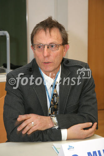 (C) Fotodienst/Anna Rauchenberger - 30.11.2007 - Wien - Österreichische Gesellschaft für Probiotische Medizin: Forschungserfolg bei Probiotika. FOTO: Dr.Dr. Claus Muss (Donauuniversität Krems, Praxis für Präventivmedizin Augsburg). 