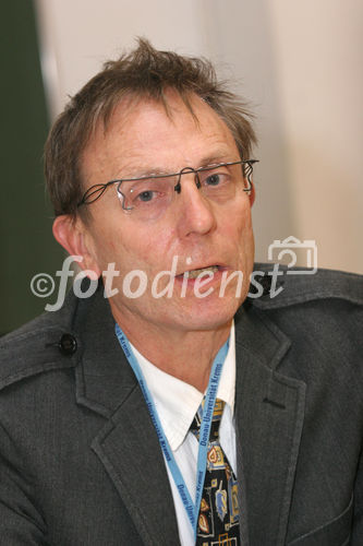 (C) Fotodienst/Anna Rauchenberger - 30.11.2007 - Wien - Österreichische Gesellschaft für Probiotische Medizin: Forschungserfolg bei Probiotika. FOTO: Dr.Dr. Claus Muss (Donauuniversität Krems, Praxis für Präventivmedizin Augsburg). 