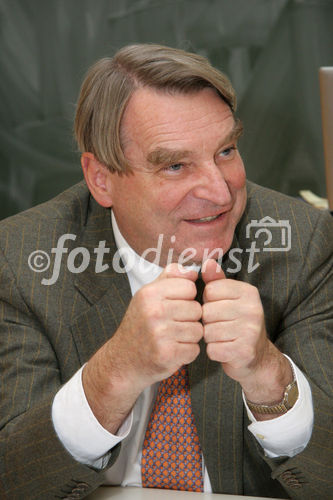 (C) Fotodienst/Anna Rauchenberger - 30.11.2007 - Wien - Österreichische Gesellschaft für Probiotische Medizin: Forschungserfolg bei Probiotika. FOTO: o.Univ. - Prof. Dr. Günter J. Krejs (Universitätsklinik für Innere Medizin, Medizinische Universität Graz)