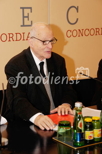 © fotodienst/Katja Hildebrandt - Wien 21.11.2007 - 15 Jahre Österreich-Kooperation: Rückblick und Perspektiven. Foto: Dr. Bernhard Stillfried (Geschäftsführer Österreich-Kooperation)