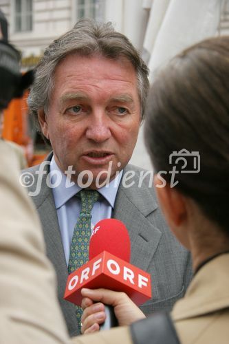 (C) fotodienst/Anna Rauchenberger - Wien 05.05.2007  - Informationsoffensive Prostatakarzinom 'Richtige Männer leben länger'. FOTO: Prim. Univ-Prof. Walter Stackl (Präsident der Österreichischen Gesellschaft für Urologie). 