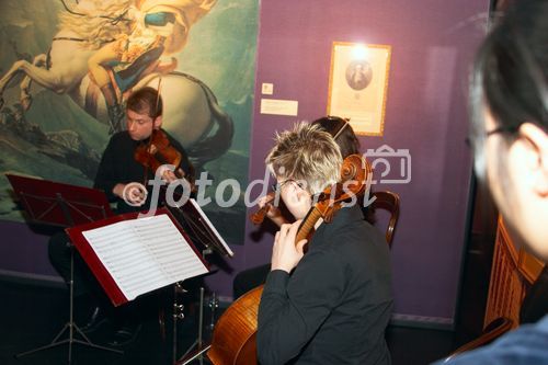 (C) fotodienst/Gudrun Krieger - Wien 26.03.2007  - Ausstellungseröffnung im Haus der Musik: Düsseldorfer Maler Wolfgang Schäfer präsentiert den Bilderzyklus 