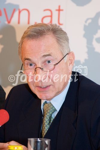 (C) fotodienst/Gudrun Krieger - Wien 12.12.2006  - Wert schaffen - Stärken nutzen: EVN zieht positive Bilanz für 2005/06. FOTO: Vorstandssprecher Burkhard Hofer