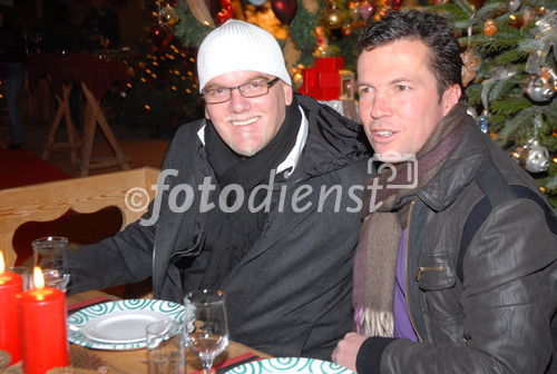 Advent auf Gut Aiderbichl
Gerry Friedle, Lothar Matthäus
www.siebinger.com
                            