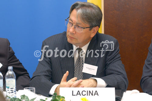 Wirtschaftswachstum der Superlative.  Foto: BM a.D.Dkfm. Ferdinand Lacina 
