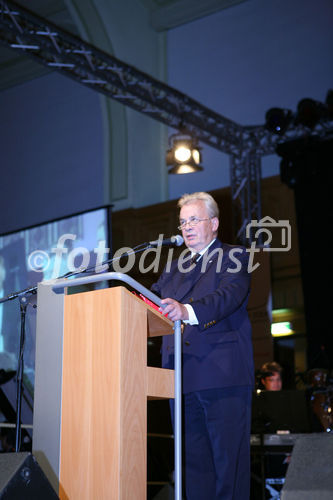 Laudator Dr. Walther Tröger zur Preisverleihung 