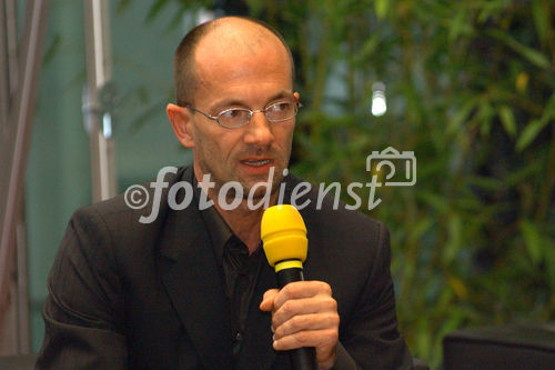 Messe- und Eventservicebranche ehrt Peter Baierl für seine außergewöhnlichen Leistungen. Foto: Peter Baierl (European Congress of Radiology) 
                               