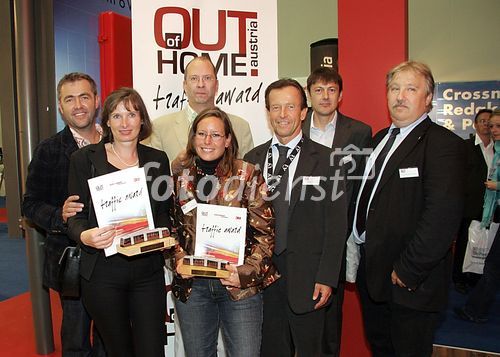 (C) fotodienst/Anna Rauchenberger - Wien 28.09.2006 - Traffic Award Siegerfoto. FOTO: Fred Kendlbacher (Transport Advertising Chef bei der GEWISTA,Out of Home), Marion Pichler (A-Pichler), Chrigel Ott (Werbung zum Otttarif), Daniela Sasse (ISPA Werbung), KR Karl Javurek (Generaldirektor Gewista), Michael Obermayer (3M), Rudolf Pospisil (Wiener Linien).