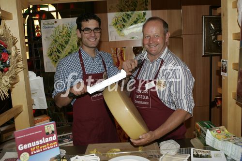 Die beste Geschäfte Kärntens aus dem Listing des aktuellen Genuss Guides 2006/2007, Casinos Austria und der Genuss Guide (Hrsg. Willy Lehmann und Fritz Stiefsohn) - im Casineum Velden
Bild: Gailtaler Almkäse

