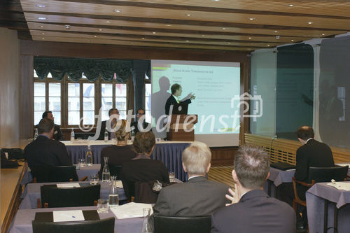 Avalis Telemedicine AG stellt mit 'Go-Asthma'-System Weltneuheit vor. Bild: Medienkonferenz im Hotel Widder