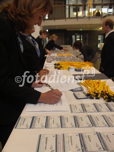 Registrierung beim Fachjournalisten-Kongress des DFJV im Hotel Estrel Berlin.