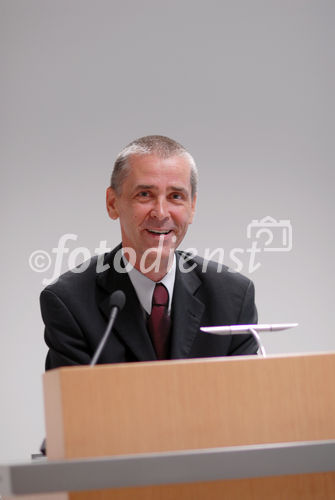 (c) Fotodienst / Daniel K. Gebhart - Verleihung des TGB-Wissenschaftspreises 5.000 Euro für wissenschaftliche Arbeiten zum Thema Umweltschutz- FOTO: Otmar Pribitzer.