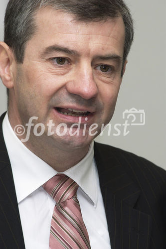 Atel Bilanz-Medienkonferenz. Bild: Giovanni Leonardi, CEO (Chief Executive Officer), Aare-Tessin AG für Elektrizität (Atel)