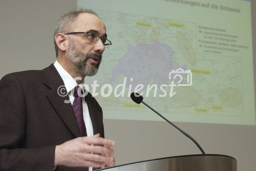 Atel Bilanz-Medienkonferenz. Bild: Herbert Niklaus, Leiter Energie Schweiz, Aare-Tessin AG für Elektrizität (Atel)