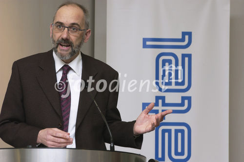 Atel Bilanz-Medienkonferenz. Bild: Herbert Niklaus, Leiter Energie Schweiz, Aare-Tessin AG für Elektrizität (Atel)