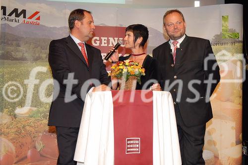 BM Josef Pröll (li.) und Landesrat Josef Stockinger im Gespräch mit Moderatorin Claudia Woitsch