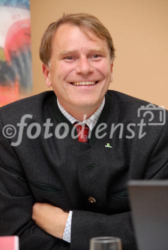 Der oberösterreichische Landmaschinenhersteller Pöttinger präsentierte auf der Rieder Messe seine erfreuliche Bilanz. Im Bild Firmenchef DI Klaus Pöttinger.