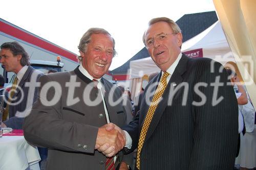 CASE IH CEO Harold D. Boyanovsky, aus Chicago mit dem früheren Steyr Traktoren Spartenchef Leopold Krenn.